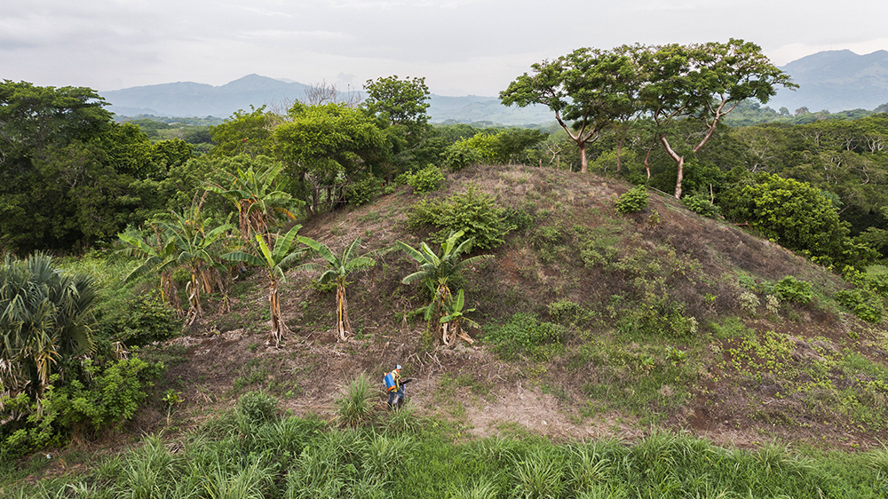 Tres Zapotes Mound